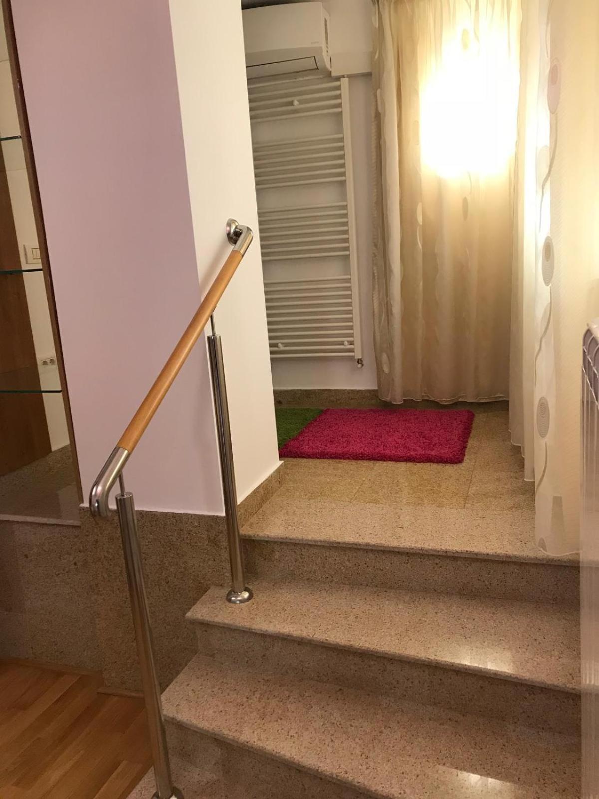 Rainbow Appartment بوخارست المظهر الخارجي الصورة